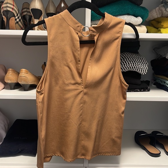 BCBGeneration Tan Sleeveless Top - Picture 4 of 4